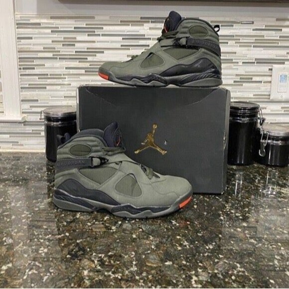 Jordan Other - Air Jordan 8 Retro "TF Undefeated" (Size: 14, Color: Sequoia/Black/Orange)